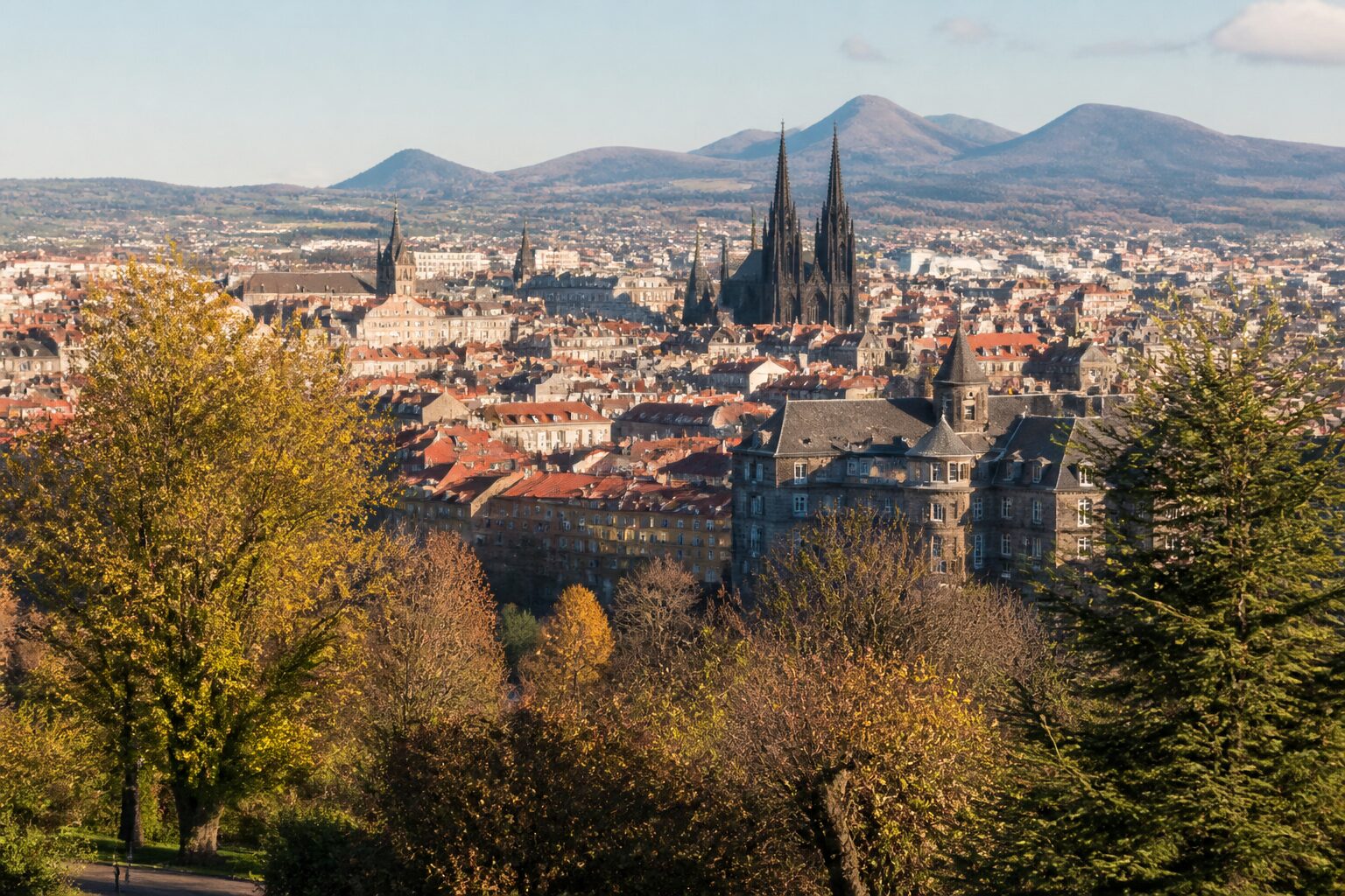 S’installer à Clermont-Ferrand : les quartiers à éviter et ceux à privilégier